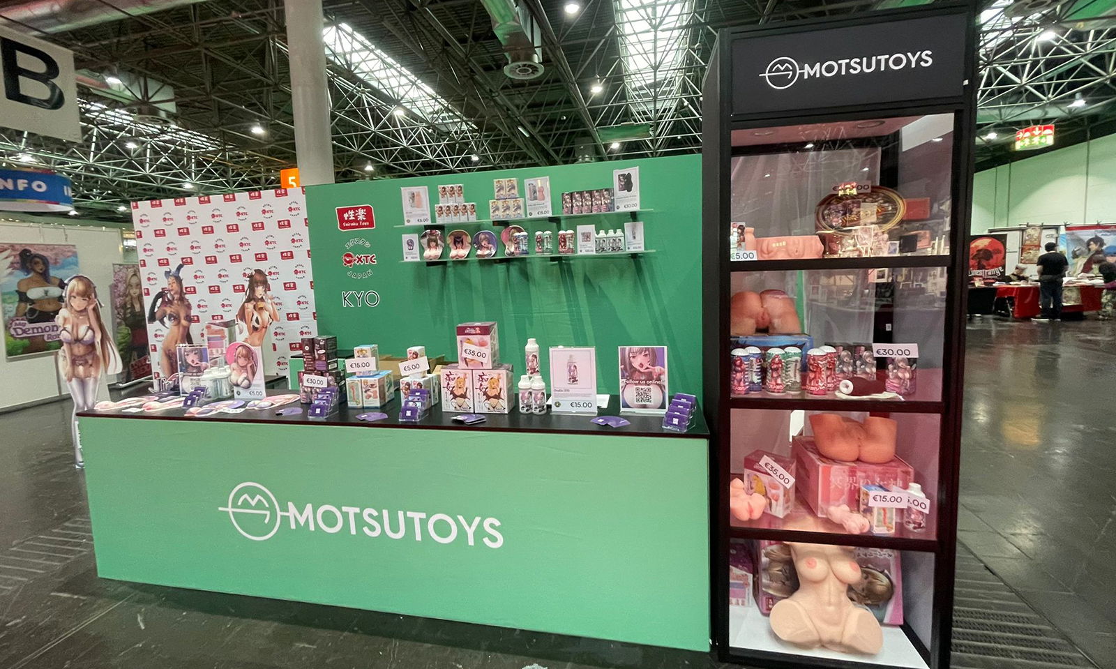 Motsugroup-stand op Dokomi